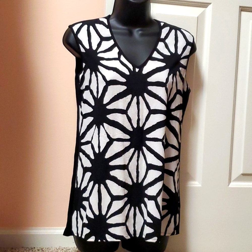 Vince Camuto Sleeveless Tank NWOT